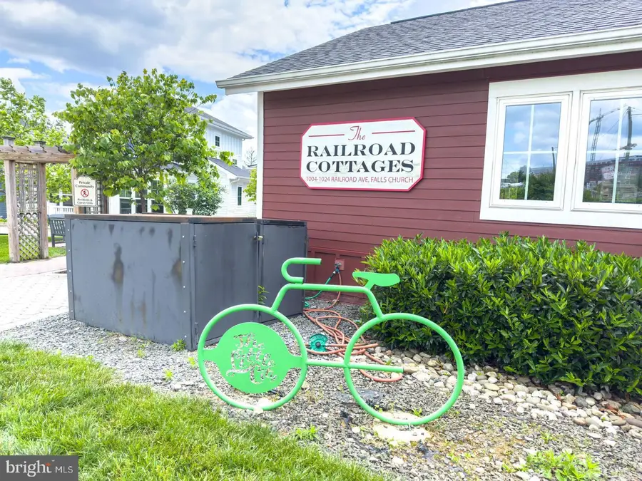 1022 Railroad Ave #4, Falls Church, VA 22046 - Image #2