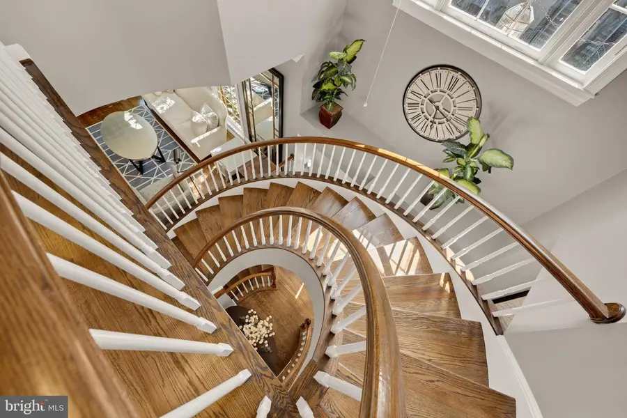 139 Rees Pl, Falls Church, VA 22046 - Image #3