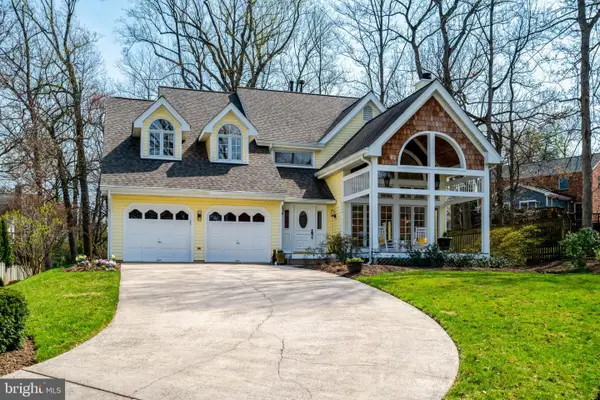 200 N Underwood St N, FALLS CHURCH, VA 22046