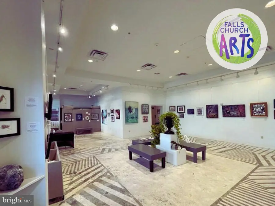 410 Jackson St, Falls Church, VA 22046 - #3