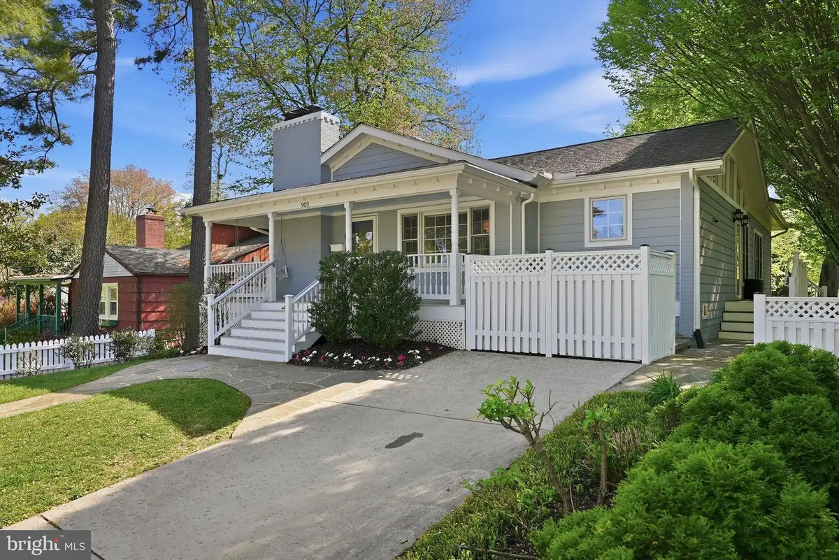 903 Parker Ave, Falls Church, VA 22046 - #1