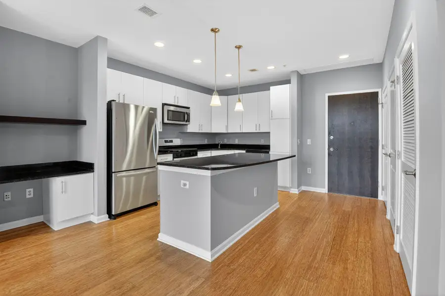 444 W Broad St #428, Falls Church, VA 22046 - #3