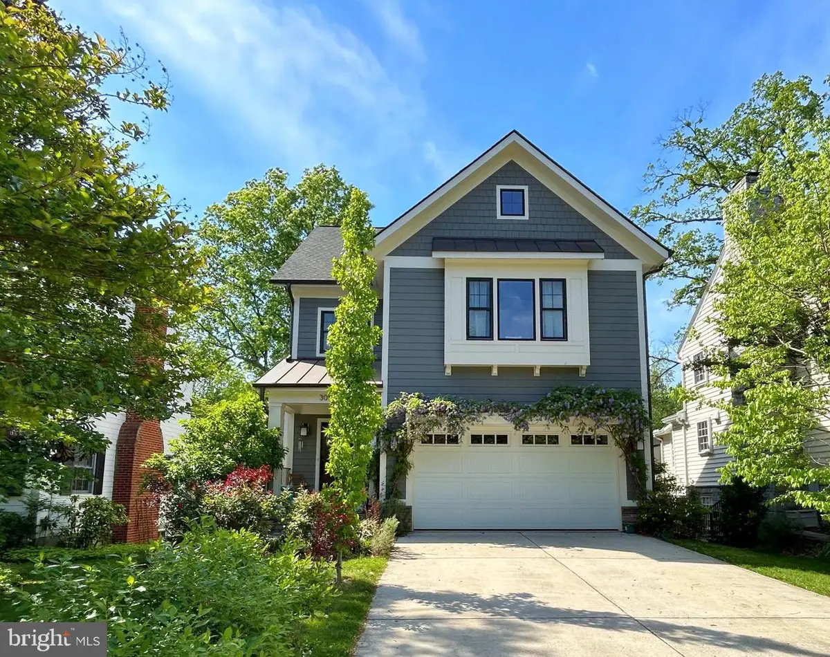 305 N Lee St, Falls Church, VA 22046 - #1