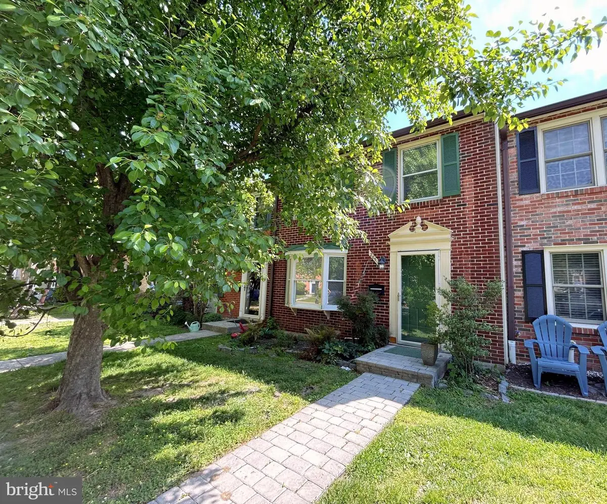 285 Gundry Dr, Falls Church, VA 22046 - #1