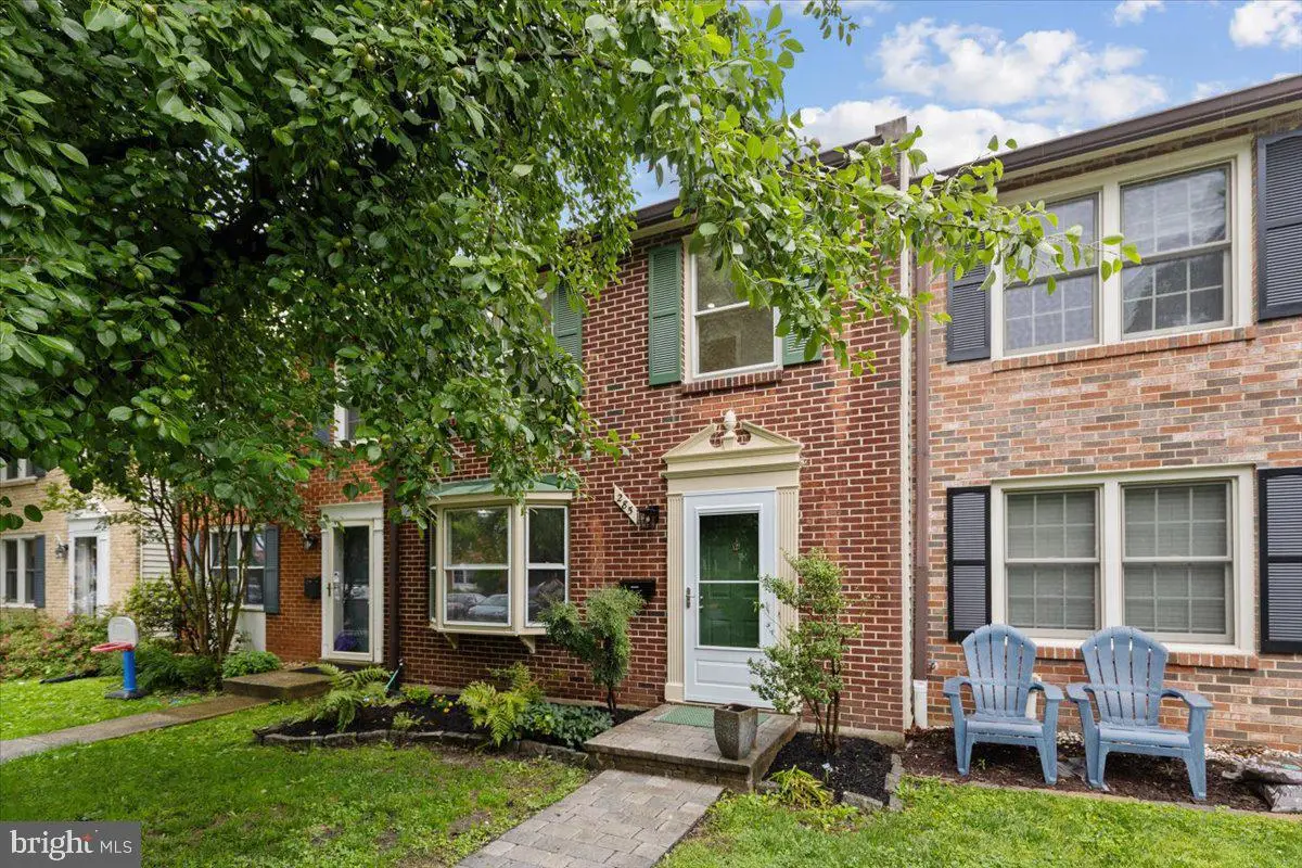 285 Gundry Dr, Falls Church, VA 22046 - #1