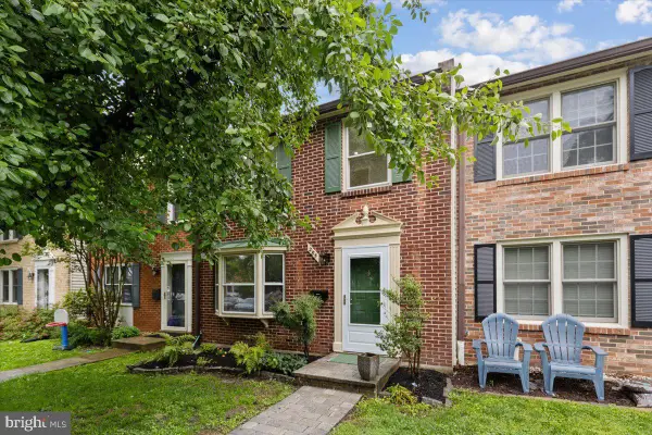 285 Gundry Dr, FALLS CHURCH, VA 22046