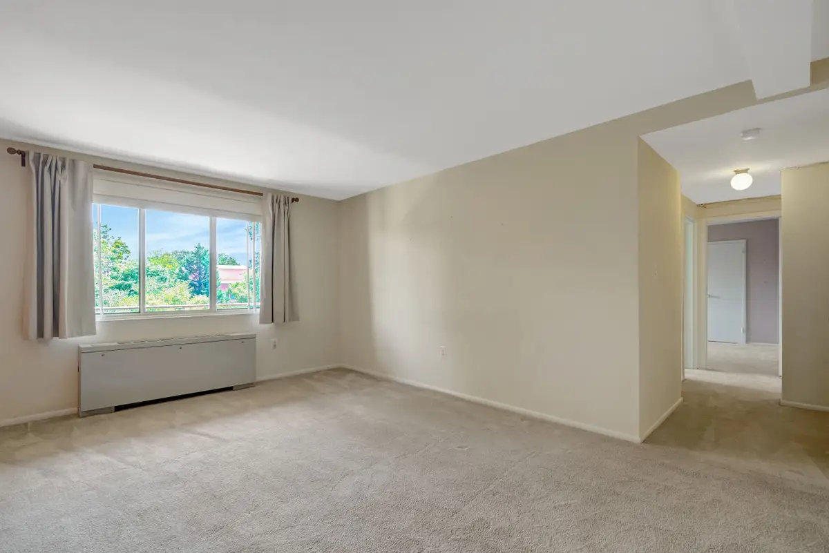 200 N Maple Ave #503, Falls Church, VA 22046 - #1
