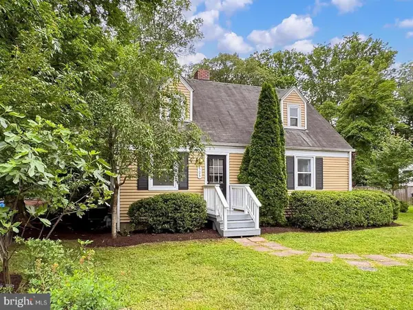 503 Randolph St, FALLS CHURCH, VA 22046