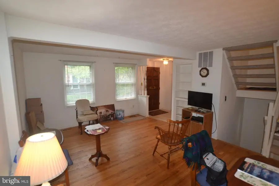 345 James St, Falls Church, VA 22046 - #2