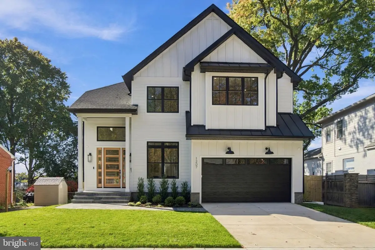 1207 Offutt Dr, Falls Church, VA 22046 - #1