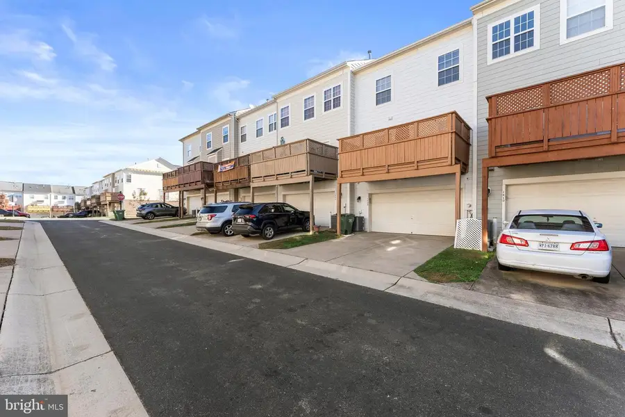 1408 Wilcox Ave, Fredericksburg, VA 22401 - Image #2