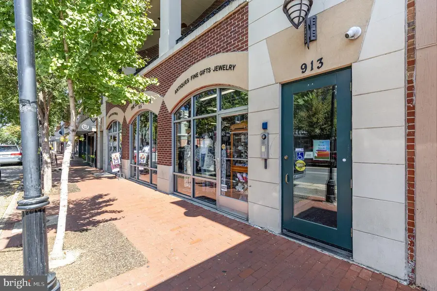 913-b Caroline, Fredericksburg, VA 22401 - Image #2