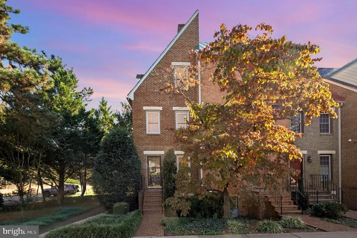 811 College Ave, Fredericksburg, VA 22401 - Image #1