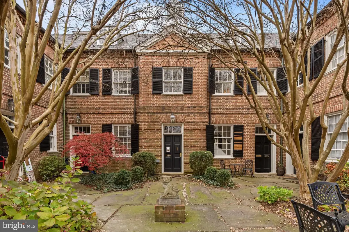 1222 Sophia St, Fredericksburg, VA 22401 - #1