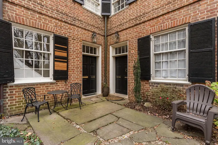 1222 Sophia St, Fredericksburg, VA 22401 - #3