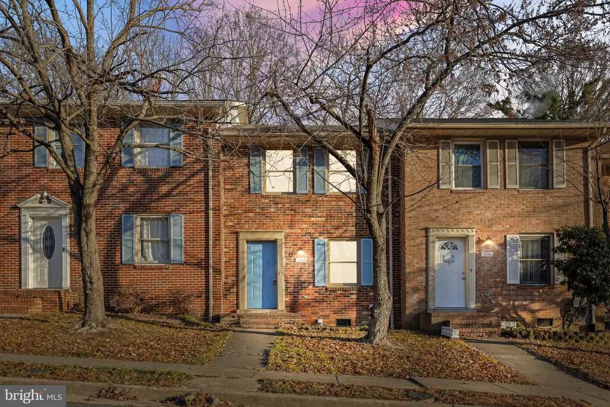 194 Farrell Ln, Fredericksburg, VA 22401 - Image #1