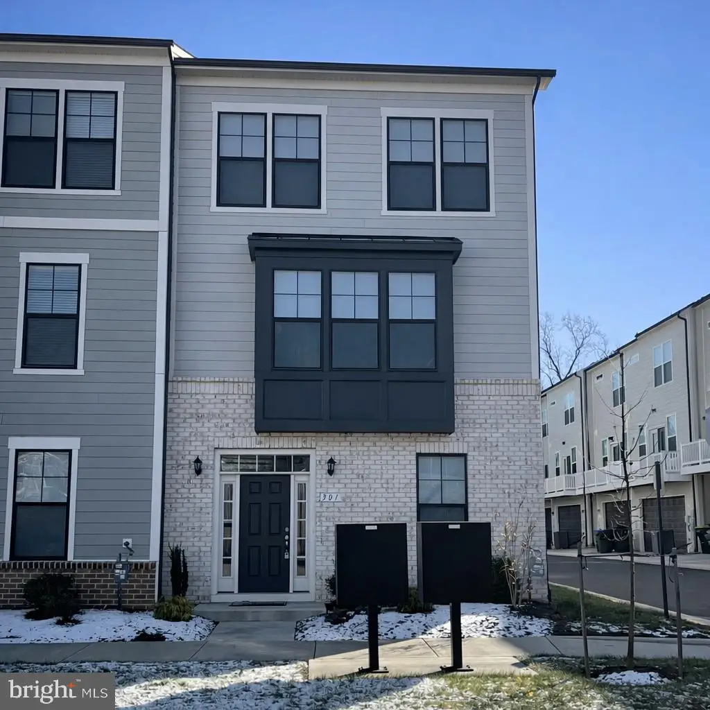 301 Willis St, Fredericksburg, VA 22401 - Image #1