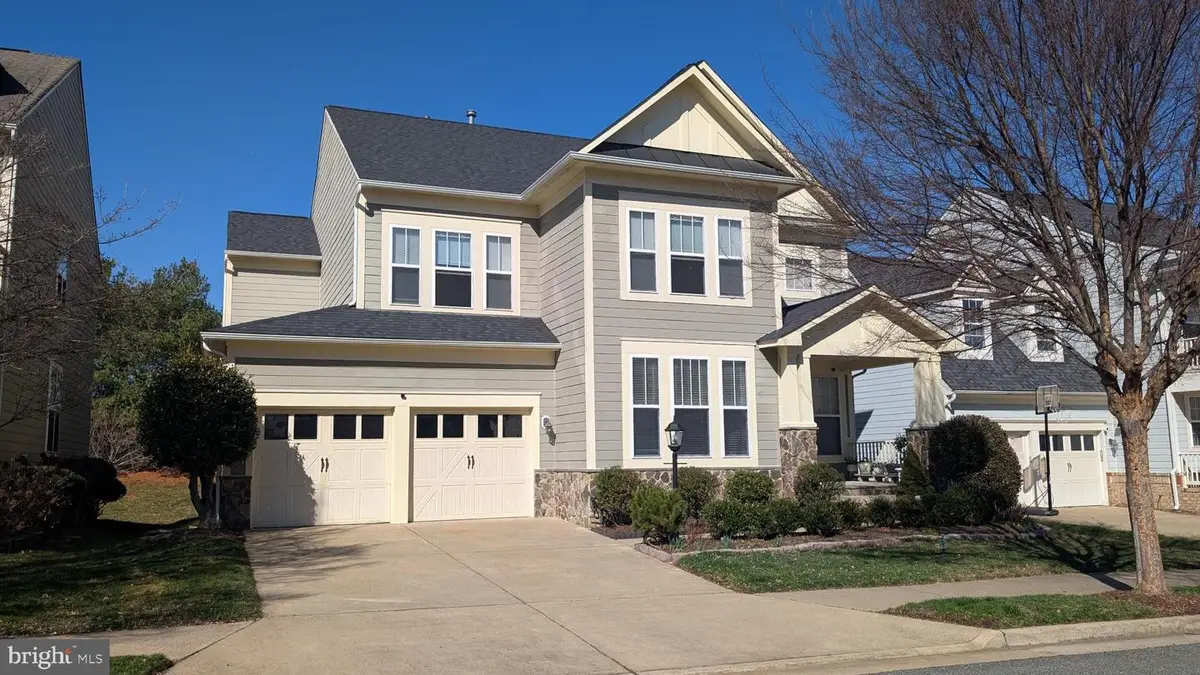 1108 Pickett St, Fredericksburg, VA 22401 - #1