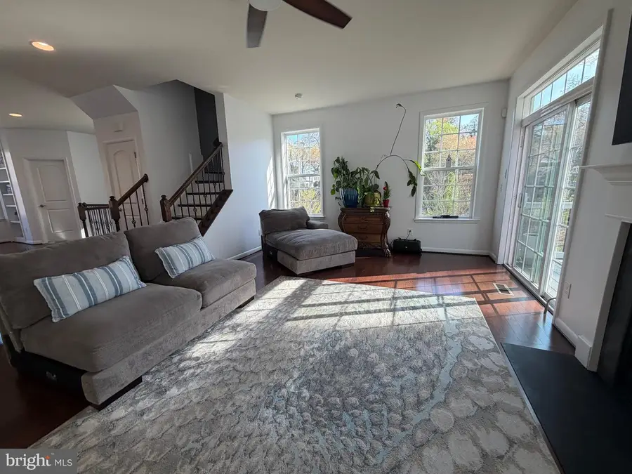 1349 Gilmore St, Fredericksburg, VA 22401 - #3