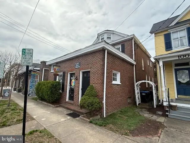 1004 Prince Edward St, Fredericksburg, VA 22401 - #2