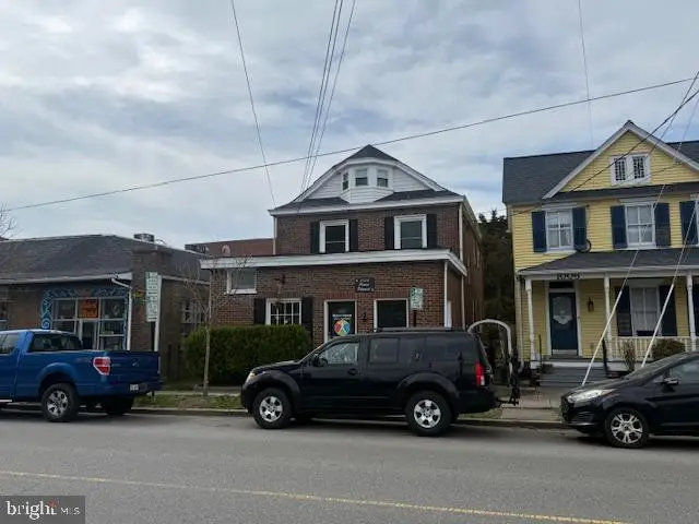 1004 Prince Edward St, Fredericksburg, VA 22401 - #3