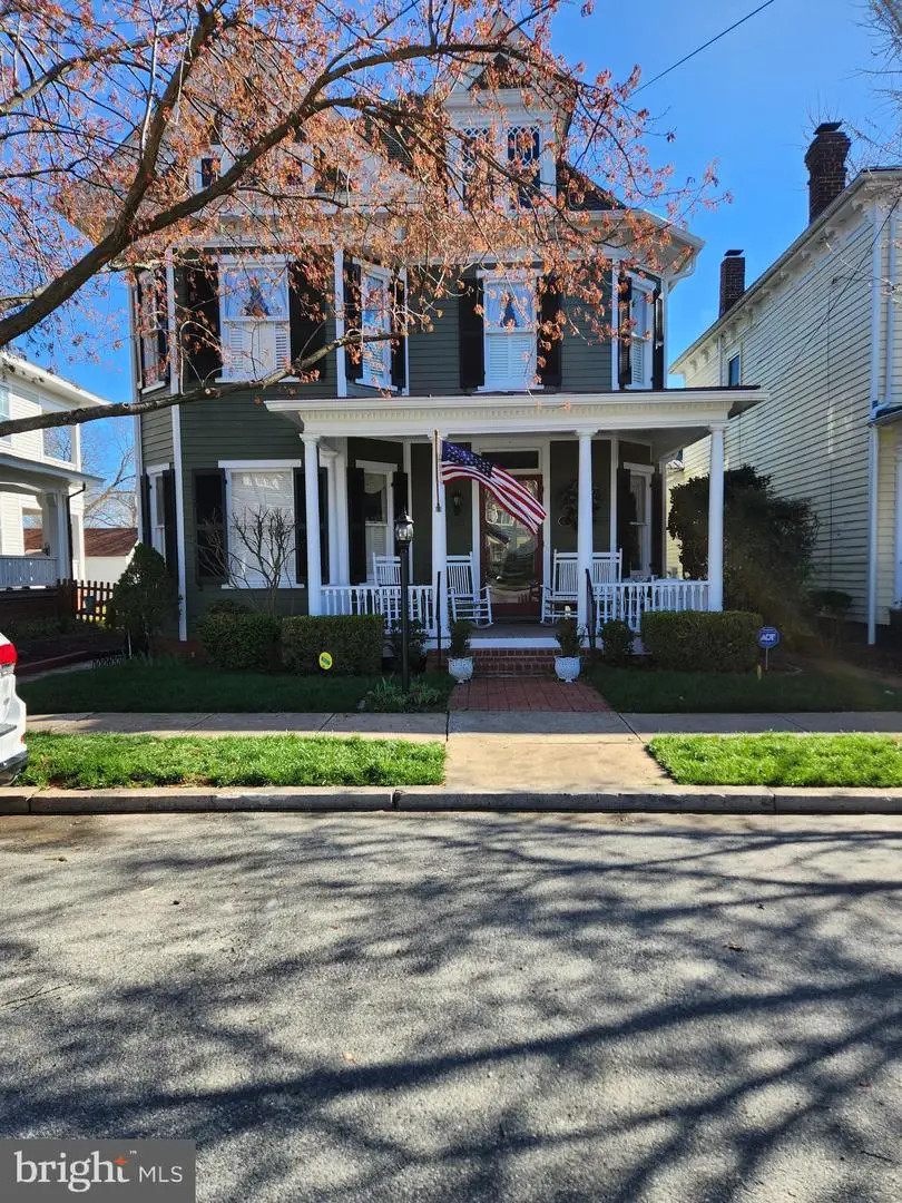 1305 Washington Ave, Fredericksburg, VA 22401 - #1