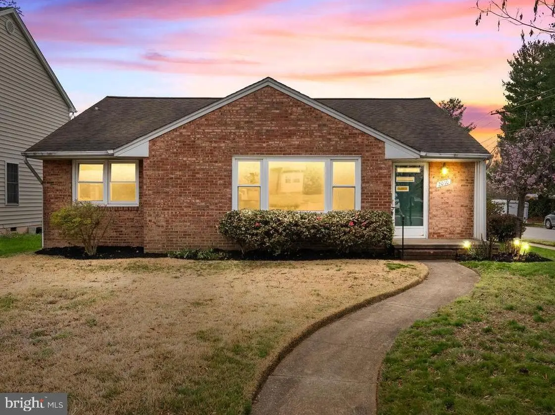 2010 Washington Ave, Fredericksburg, VA 22401 - #1