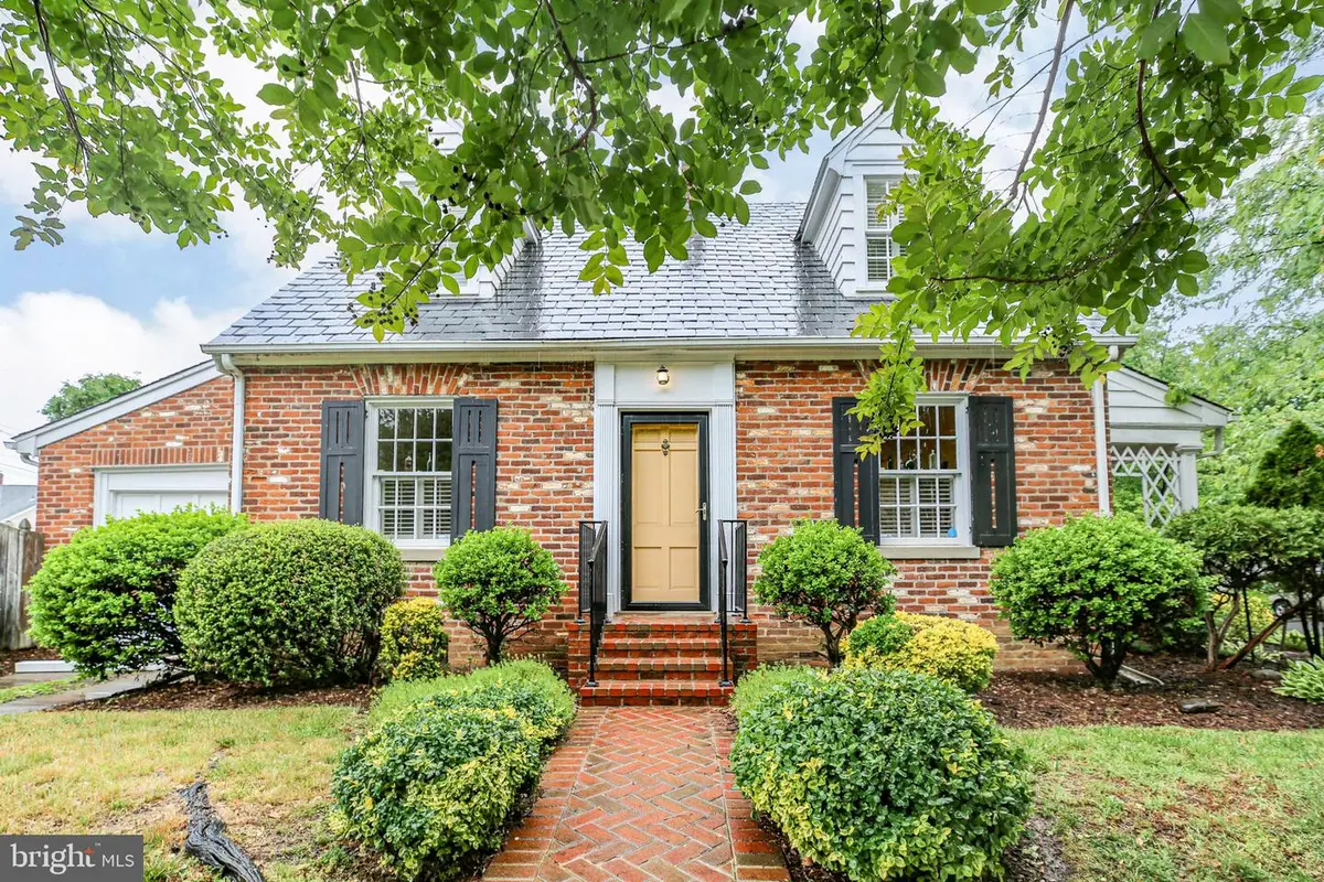 800 Sylvania Ave, Fredericksburg, VA 22401 - #1