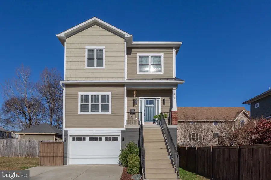 409 Dunmore St, Fredericksburg, VA 22401 - #2