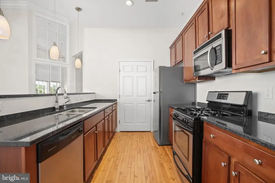 900 Barton St #307, Fredericksburg, VA 22401 - #2
