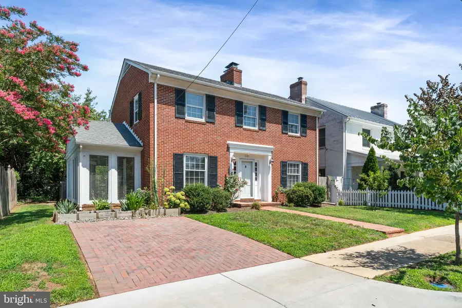 1321 Royston St, Fredericksburg, VA 22401 - #2