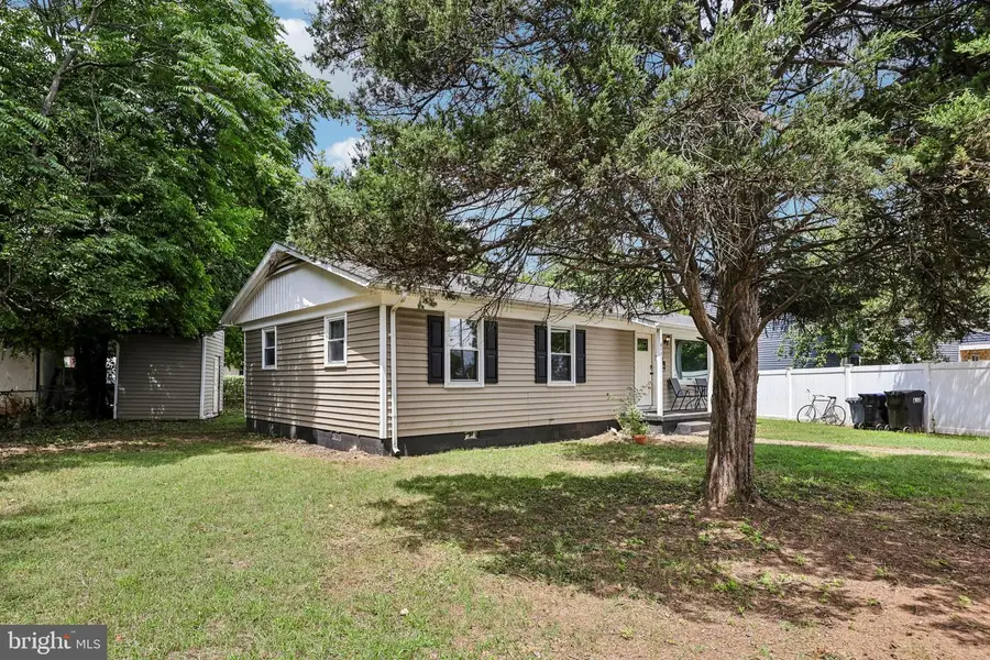 211 Howison Ave, Fredericksburg, VA 22401 - #2