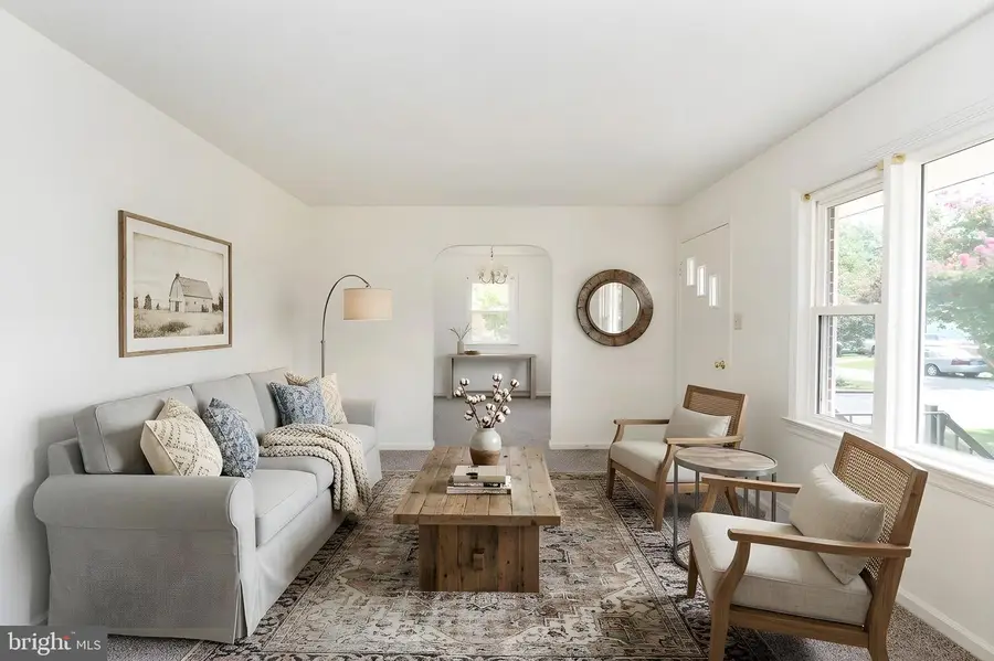 223 Hillcrest Dr, Fredericksburg, VA 22401 - #3