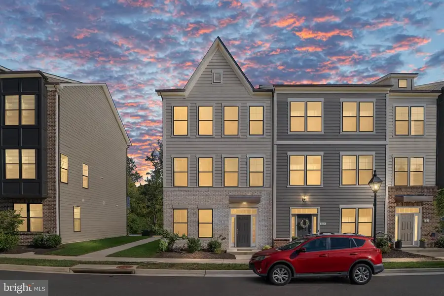 309 Willis St, Fredericksburg, VA 22401 - #3