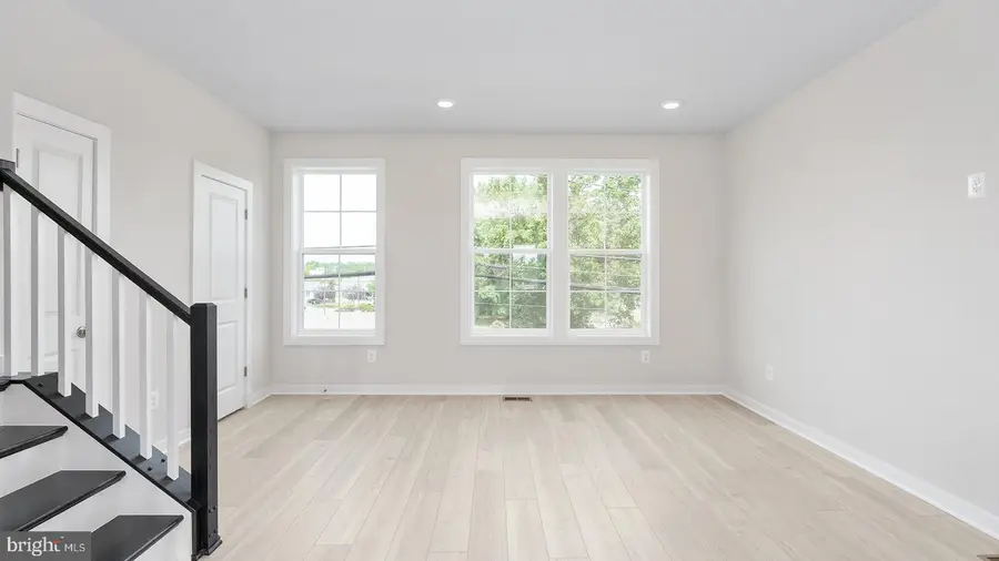 420 Germania St, Fredericksburg, VA 22401 - #3