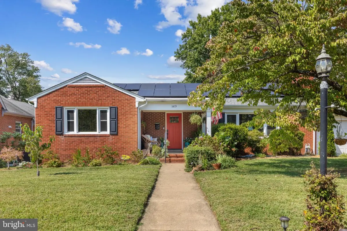 1419 Buckner St, Fredericksburg, VA 22401 - #1