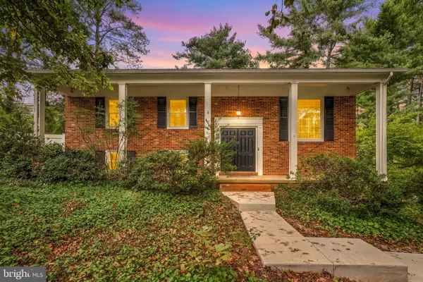 1 Hooker Pl, FREDERICKSBURG, VA 22401