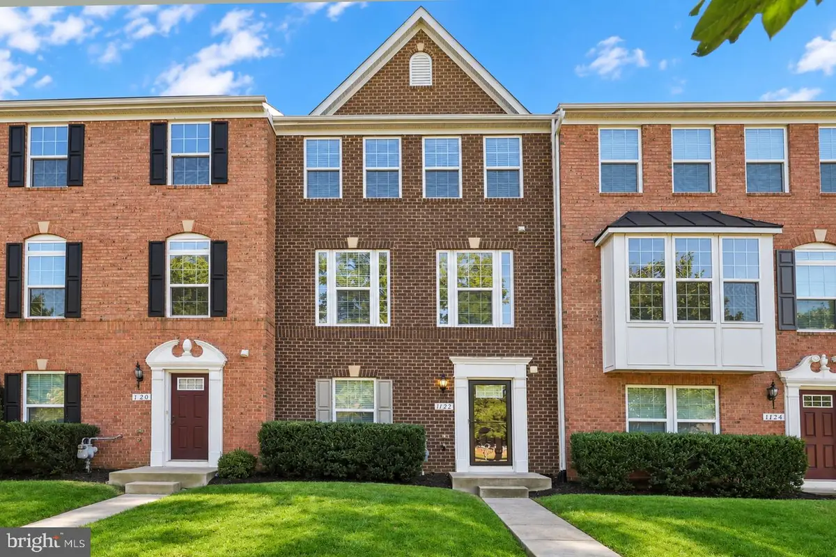 1122 Oakwood St, Fredericksburg, VA 22401 - #1