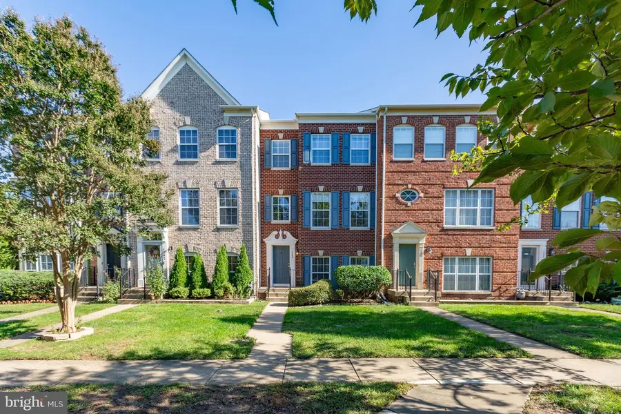 1204 Wilcox Dr, Fredericksburg, VA 22401 - #2