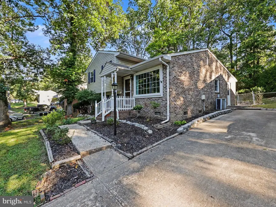 187 Longstreet Ave, Fredericksburg, VA 22401 - #3
