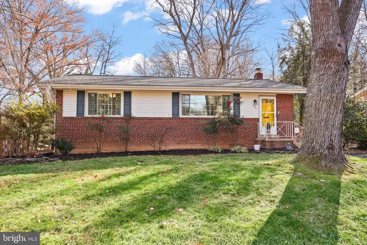 3521 Jean St, Fairfax, VA 22030 - Image #1