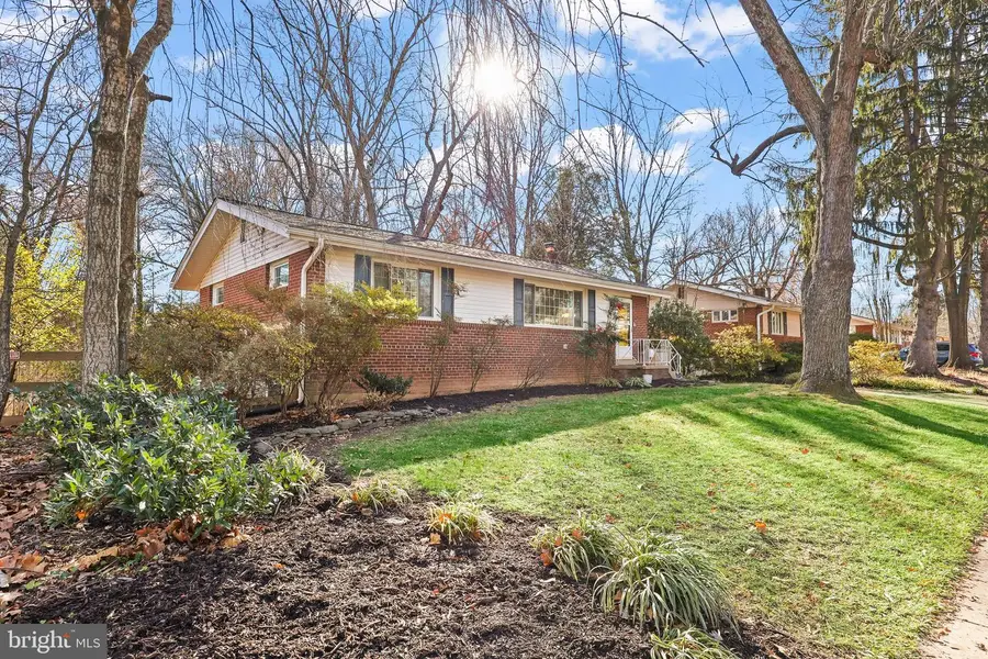 3521 Jean St, Fairfax, VA 22030 - Image #3