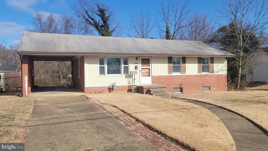 10914 Woodhaven Dr, Fairfax, VA 22030 - Image #3