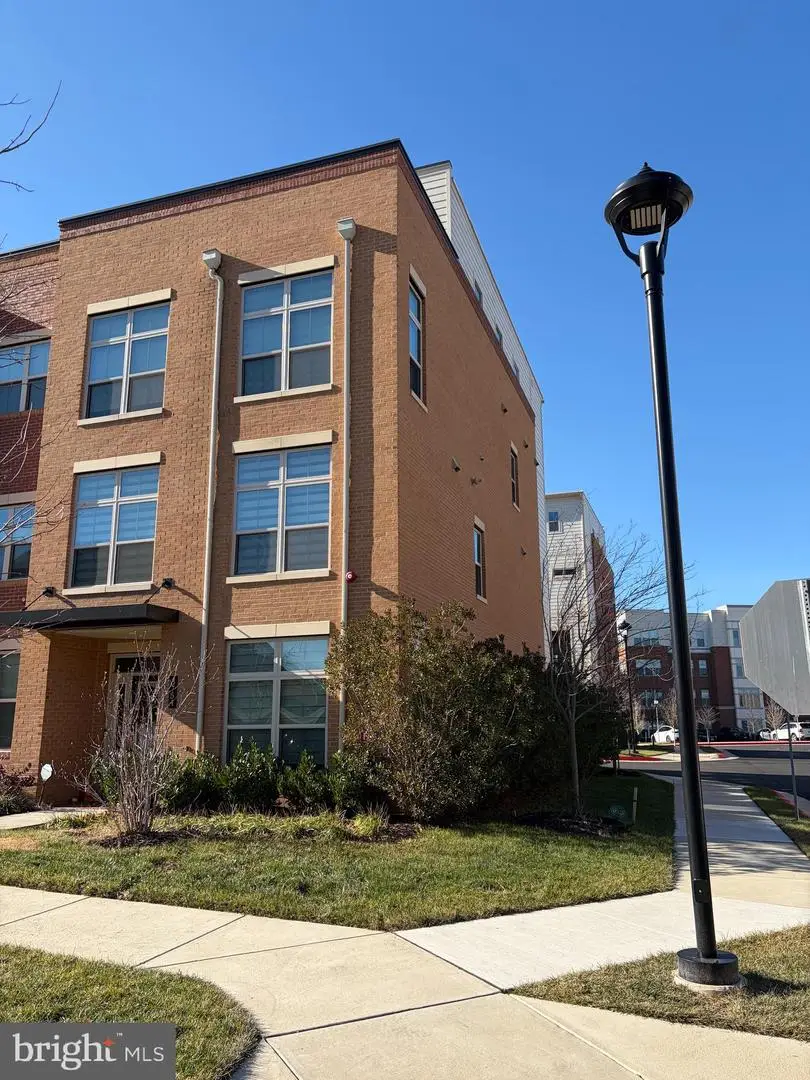 3754 Mayors Way, Fairfax, VA 22030 - Image #2