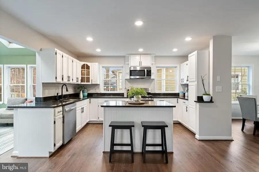 4009 Roberts Rd, Fairfax, VA 22032 - #2