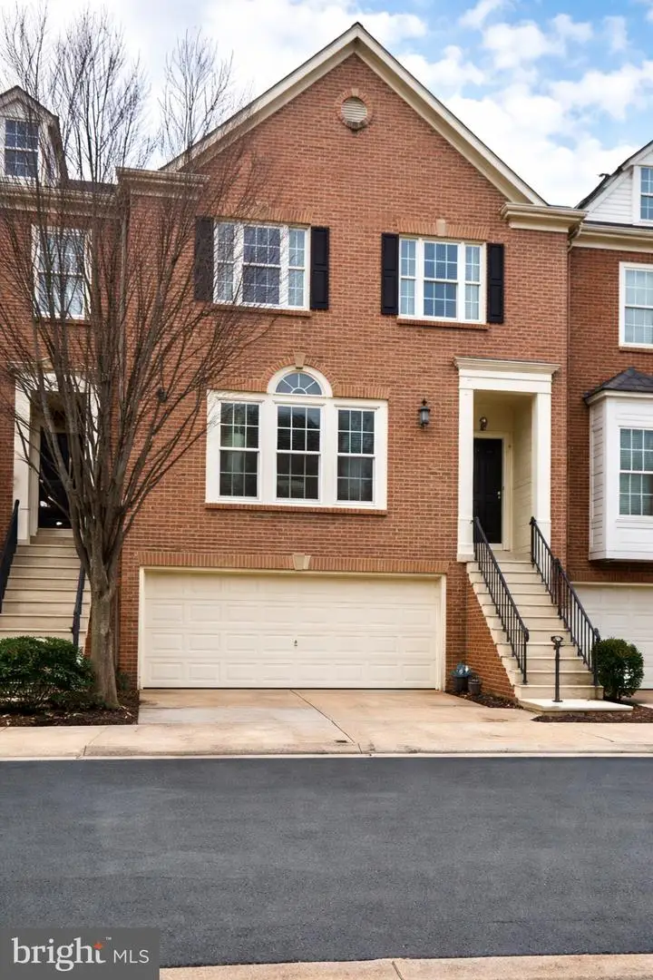 10505 Captain John Smith Ct, Fairfax, VA 22030 - Image #1
