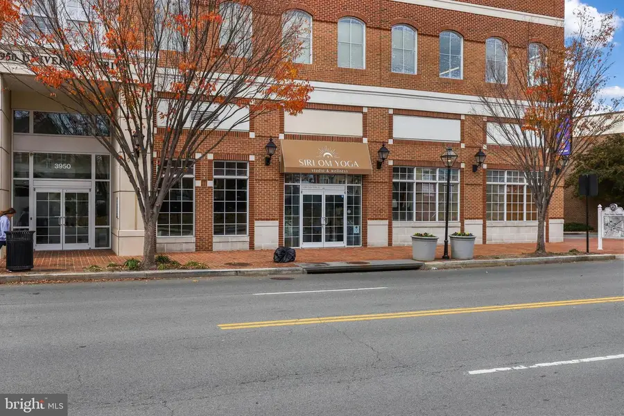 9800 Bolton Village Ct, Fairfax, VA 22032 - Image #2