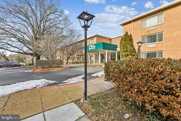 10570 Main St #202, FAIRFAX, VA 22030