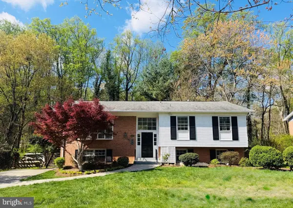 10115 Blue Coat Dr, FAIRFAX, VA 22030