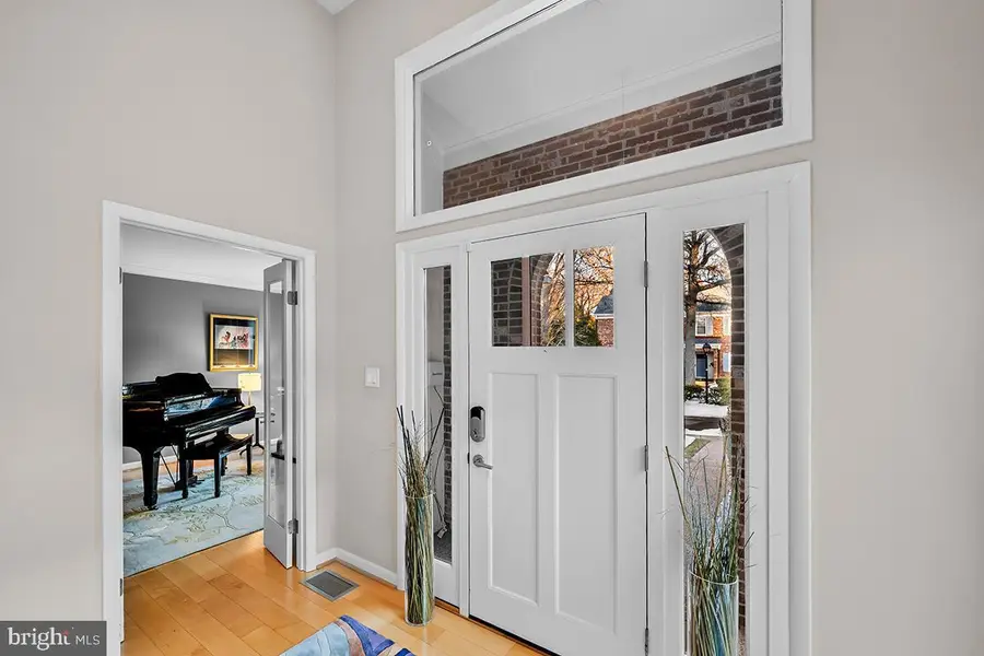 3916 Rust Hill Pl, Fairfax, VA 22030 - #3